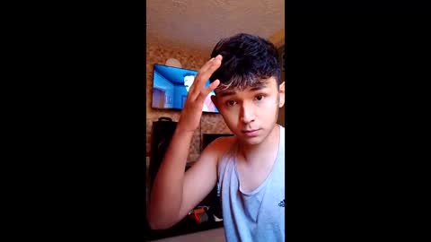 thebluesky_18 online show from May 1, 8:36 pm