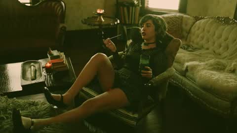 Joan online show from November 2, 7:25 pm