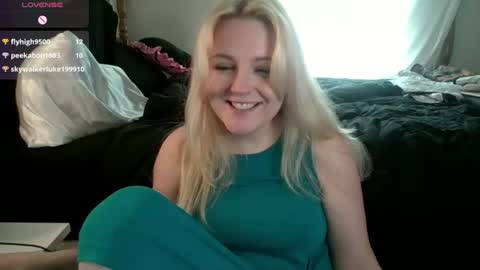 Kassandra Grant online show from June 16, 3:16 pm
