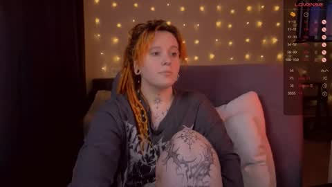 Moon online show from February 16, 1:26 am