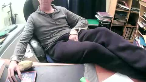 paul online show from November 17, 3:58 pm