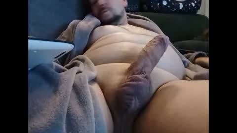 thehornyman916 online show from February 1, 11:37 pm