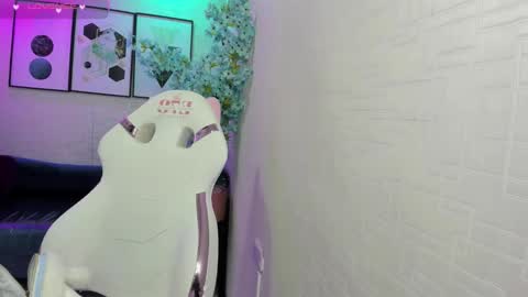 Theia  online show from March 21, 12:32 pm