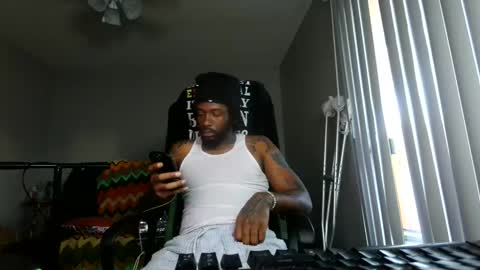 IXMCOUPLE444 online show from April 11, 1:32 am