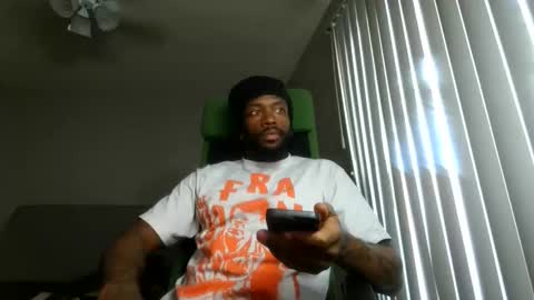 IXMCOUPLE444 online show from April 5, 1:02 am