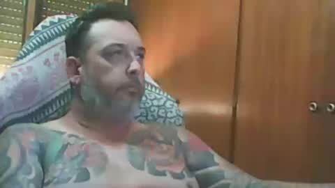 Snapshot of thekier chatting on September 22, 1:04 pm thekier online show from September 22, 1:04 pm