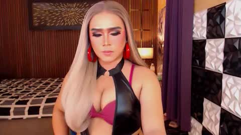 Paula online show from March 17, 8:52 am