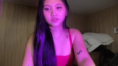 thelifeof_kiara online show from July 28, 11:17 am