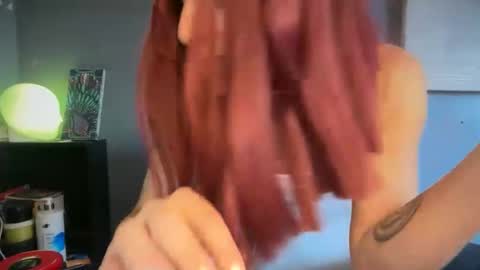 Lucy Lucy online show from March 19, 7:41 pm