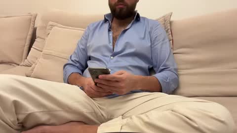 TheMonarchGoat online show from March 5, 10:32 pm