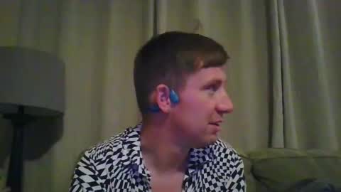 Daisy and Tim online show from February 13, 4:32 am