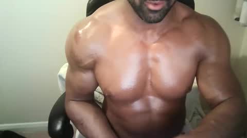 Snapshot of themusclefactory chatting on September 22, 8:57 pm TheMuscleFactory online show from September 22, 8:57 pm