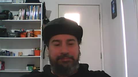 aussiebeard online show from August 5, 1:35 am