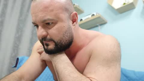 Chris online show from February 25, 2:15 pm