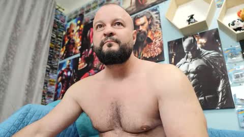 Chris online show from November 10, 6:16 am