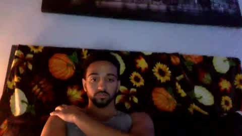 Snapshot of therealbs chatting on October 22, 1:02 pm therealbs online show from October 22, 1:02 pm