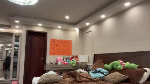 therealcamilabaddie online show from October 3, 6:10 am