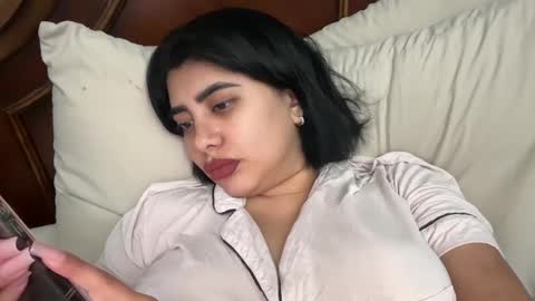 therealcamilabaddie online show from January 13, 3:23 am