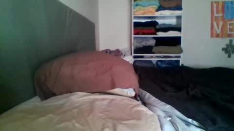 Snapshot of therealprimitive chatting on September 8, 4:17 pm therealprimitive online show from September 8, 4:17 pm