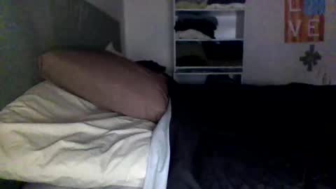 Snapshot of therealprimitive chatting on October 30, 5:13 pm therealprimitive online show from October 30, 5:13 pm