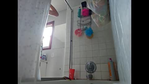 therizzler_1_of_1 online show from December 30, 4:07 pm