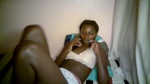 Snapshot of therry_heart chatting on September 23, 7:31 pm hearty online show from September 23, 7:31 pm