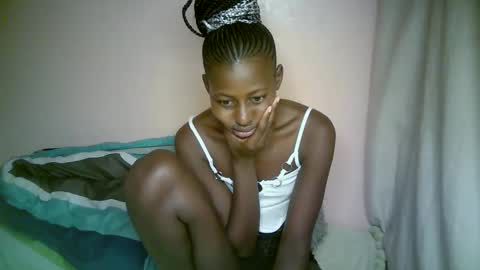 Snapshot of therry_heart chatting on September 28, 6:55 am hearty online show from September 28, 6:55 am