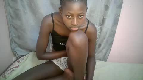 Snapshot of therry_heart chatting on October 8, 7:36 am hearty online show from October 8, 7:36 am