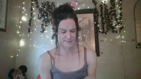 sillymillie0 online show from February 3, 7:29 pm