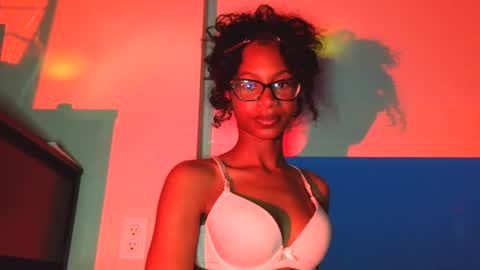 thestellacoraline online show from July 21, 12:56 am