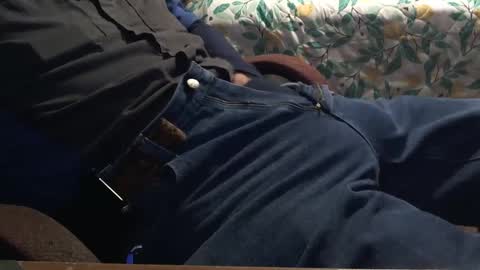 Snapshot of thetnguy chatting on January 8, 11:19 pm thetnguy online show from January 8, 11:19 pm