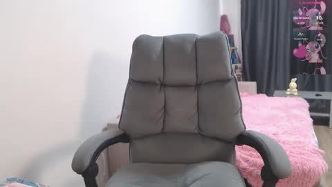 theysaidimcute online show from March 2, 5:41 am