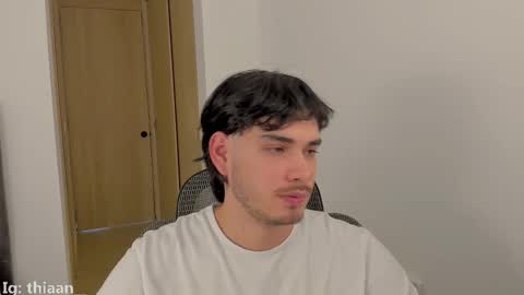 thiaan__ online show from October 25, 7:36 pm