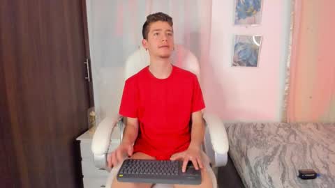 Snapshot of thiago_james69 chatting on October 12, 2:48 am Manuel online show from October 12, 2:48 am
