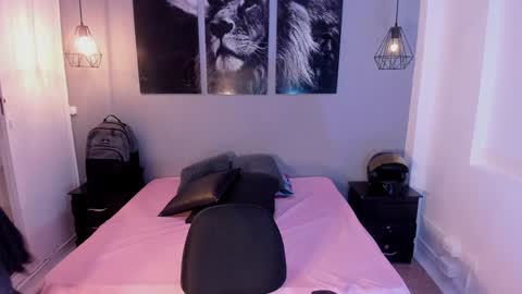 Thiago online show from December 10, 3:51 am