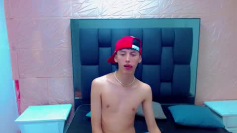thiago_twink38 online show from February 11, 8:29 am