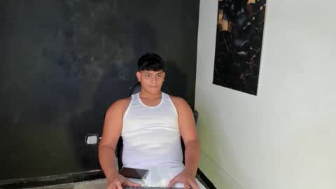 thiago_vibes212 online show from February 28, 9:08 pm