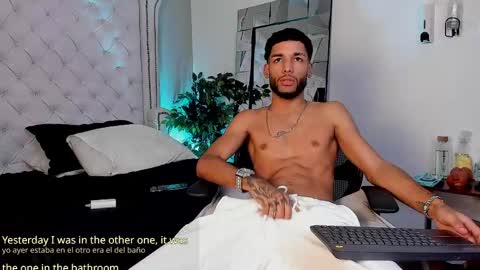 ThiagoFerreti online show from April 23, 3:47 am