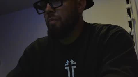 thiccbull12 online show from June 11, 3:48 am
