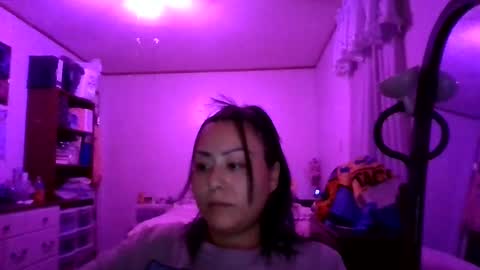 thickassazn93 online show from October 11, 3:33 am