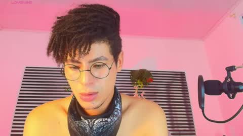 Thiago Saenzz online show from May 30, 5:22 pm