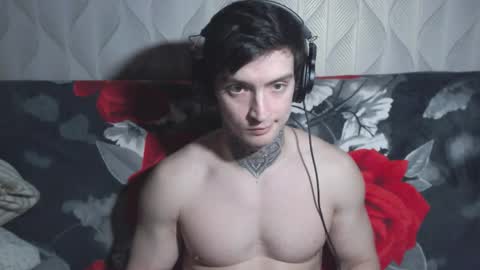 Andy online show from February 4, 7:07 pm