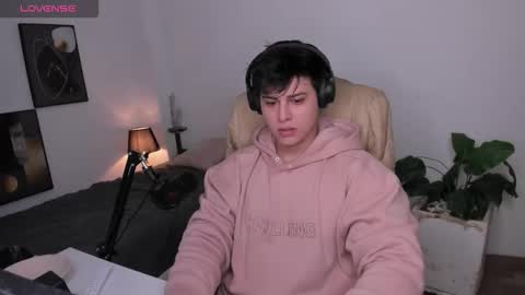 thom_ohtani online show from November 14, 3:20 am