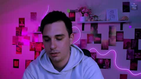 Thomas online show from April 21, 1:42 am