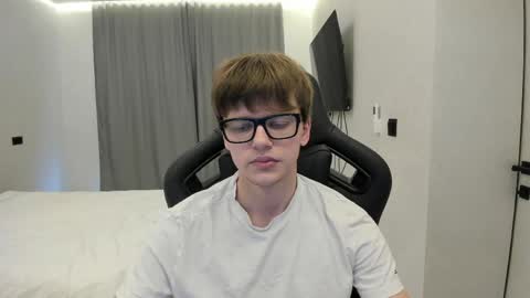 Tomas online show from May 18, 2:12 pm