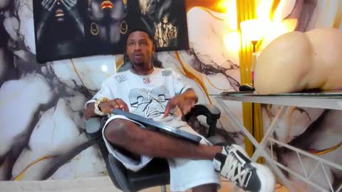 Thomas online show from October 21, 3:55 am