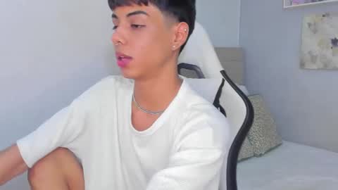 Thomas online show from February 5, 6:28 am