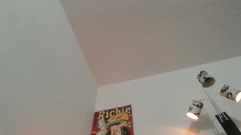 thomasjons online show from March 12, 4:49 am