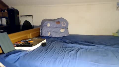 Thomas online show from January 10, 7:58 am