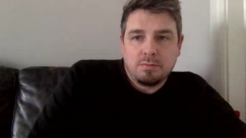 Snapshot of thomisfra chatting on February 23, 12:37 pm thomisfra online show from February 23, 12:37 pm